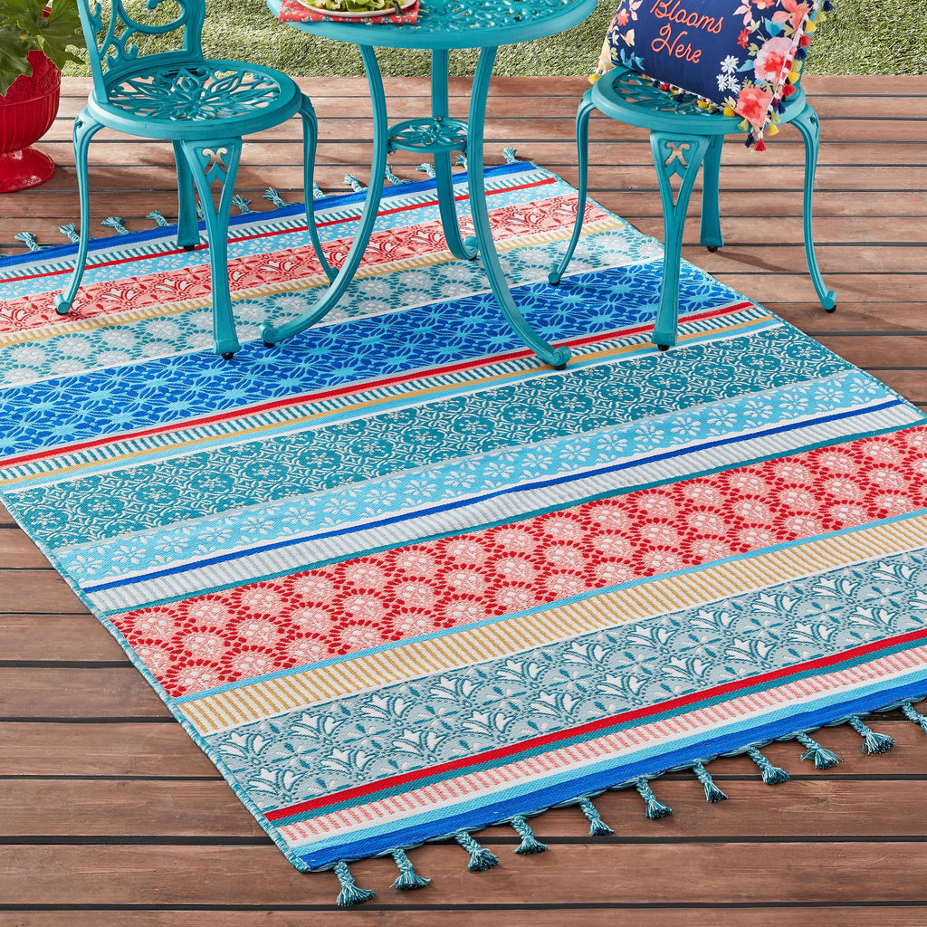 5' x 7' Multi-Color Outdoor Rug W6747