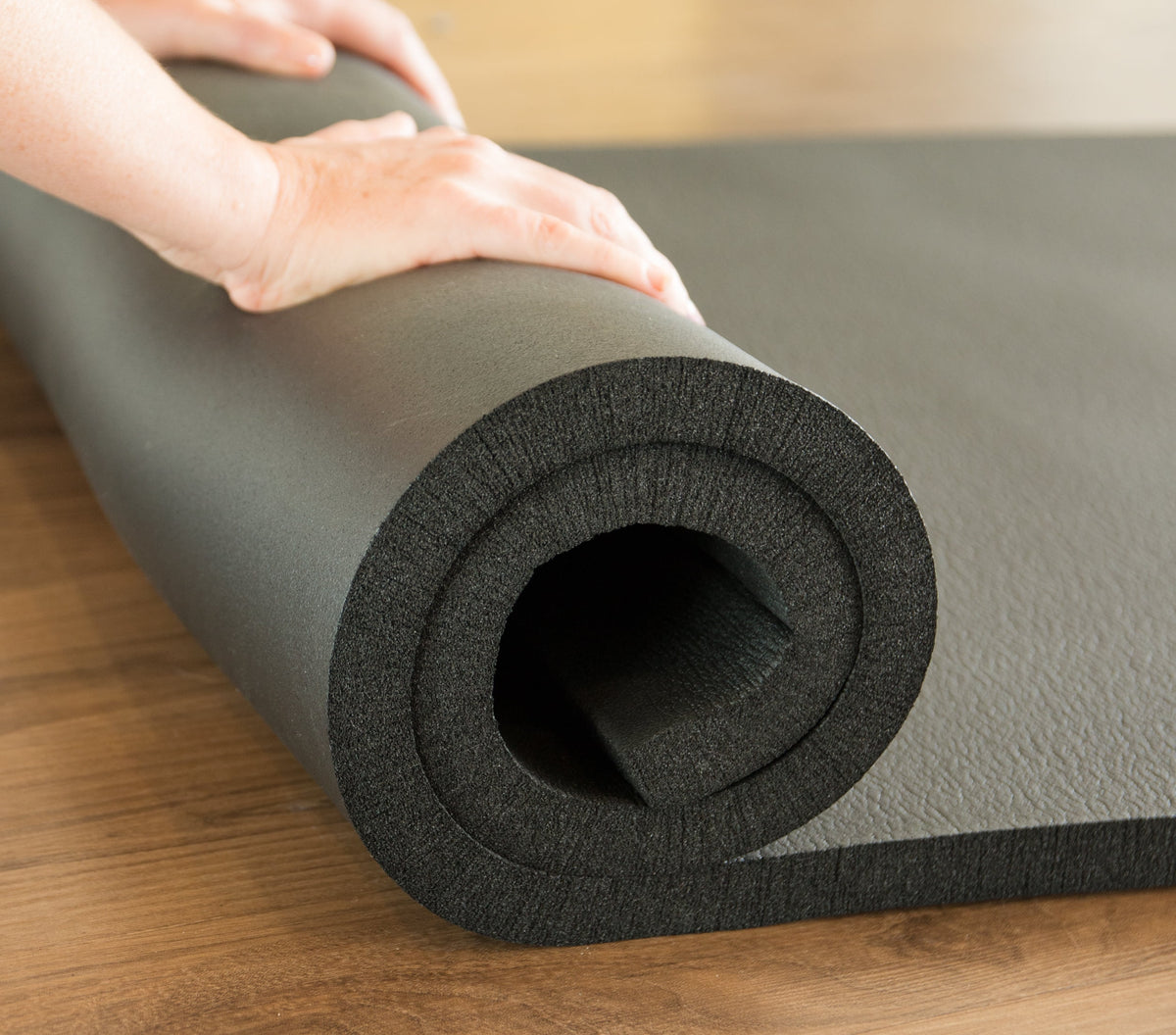 Black Camp Mat 20"x72"x1" Y18955