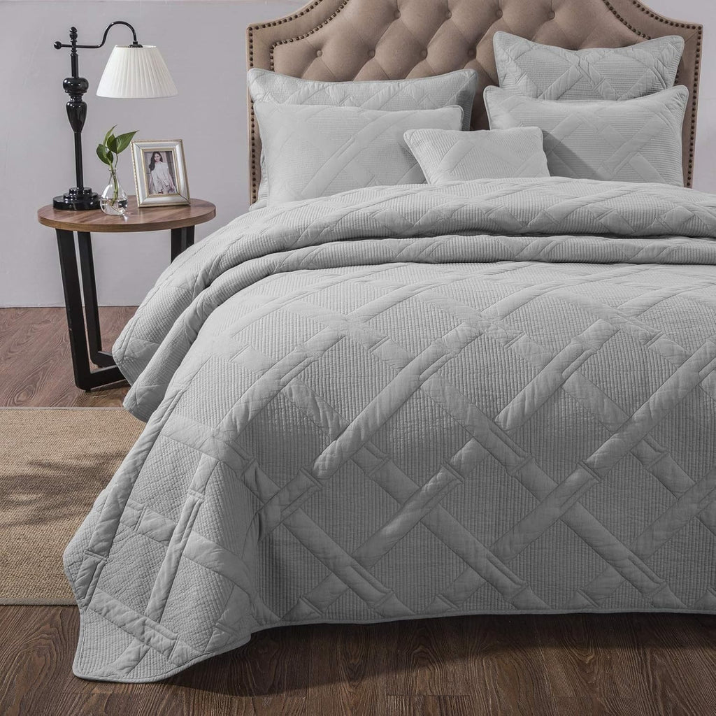 Solid Light Grey Silver Soft Cotton Quilted Bedspread 3 Piece Set, California King O271