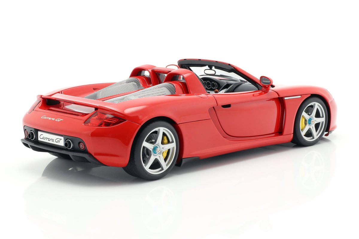 1/18 Porsche Carrera GT (Red) M9595