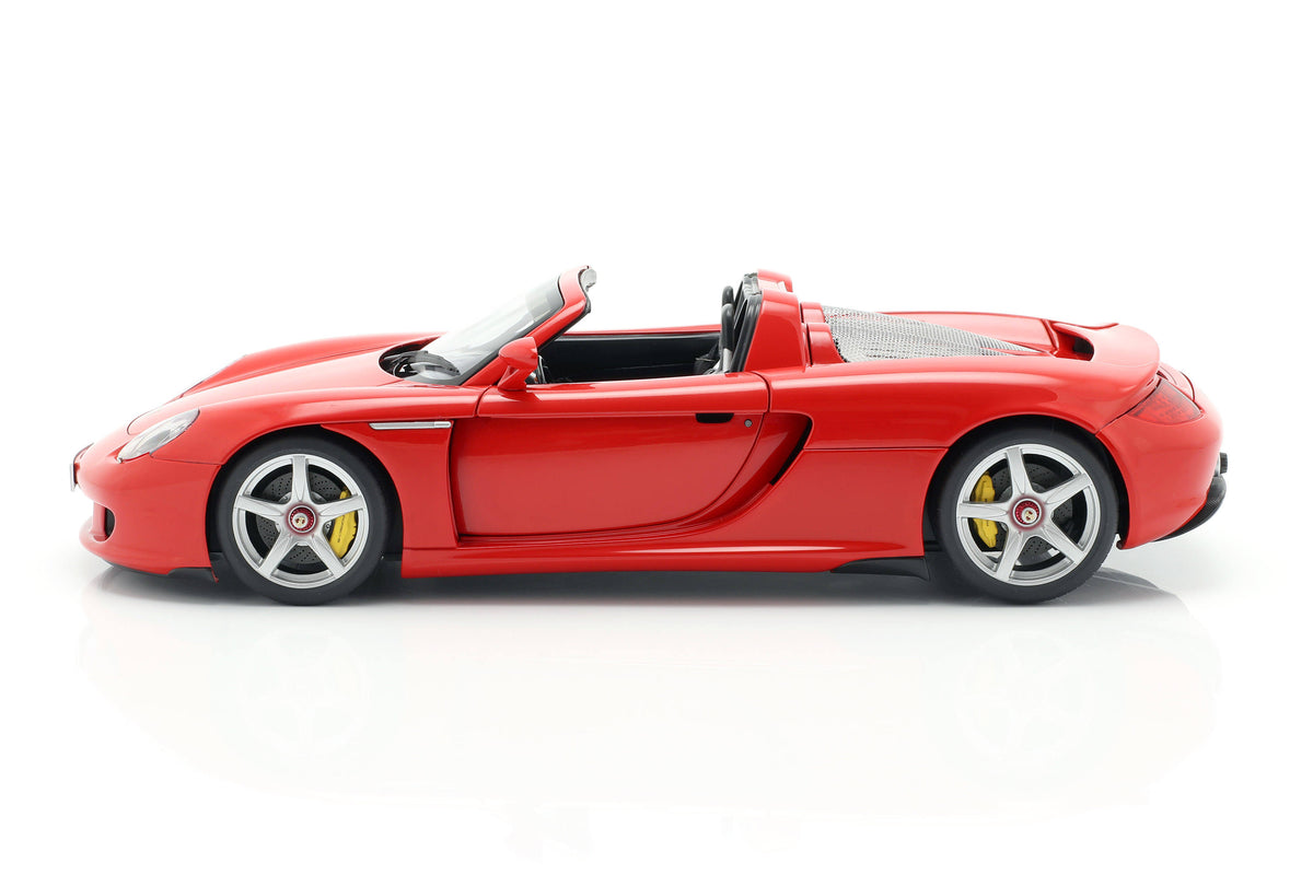 1/18 Porsche Carrera GT (Red) M9595