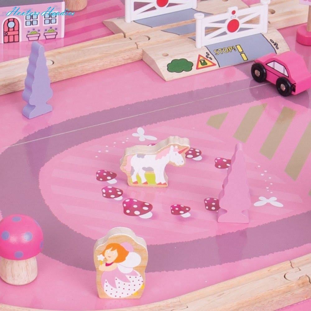 Wooden Train Set and Table B328
