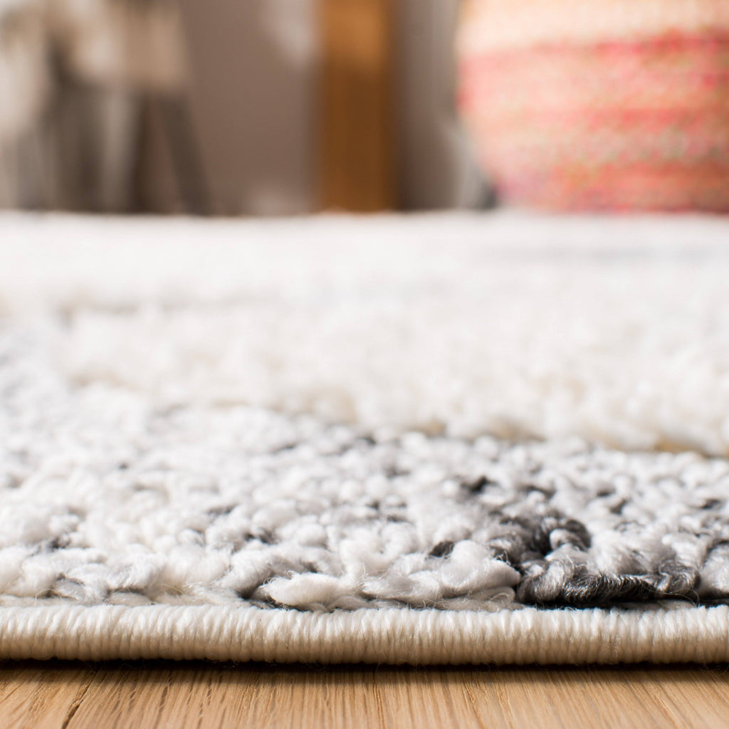 Polypropylene Gray Rug B6801