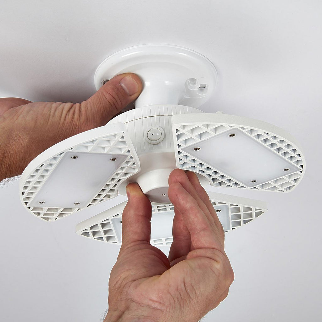 8000 Lumen Adjustable LED Shop Light O653365
