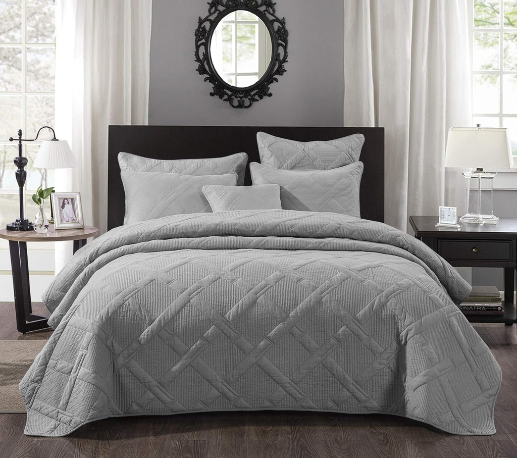 Solid Light Grey Silver Soft Cotton Quilted Bedspread 3 Piece Set, California King O271