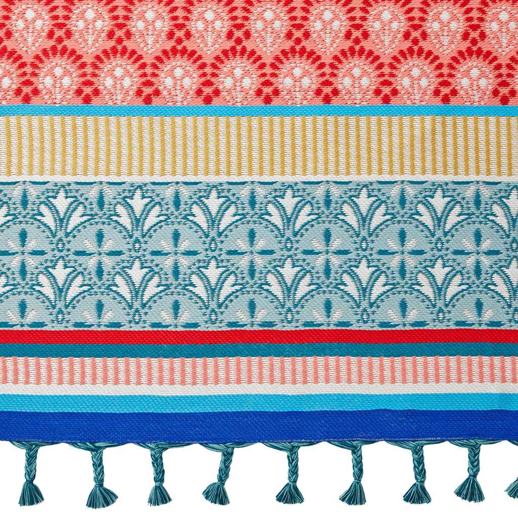 5' x 7' Multi-Color Outdoor Rug W6747
