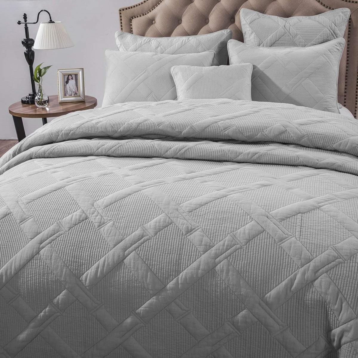 Solid Light Grey Silver Soft Cotton Quilted Bedspread 3 Piece Set, California King O271