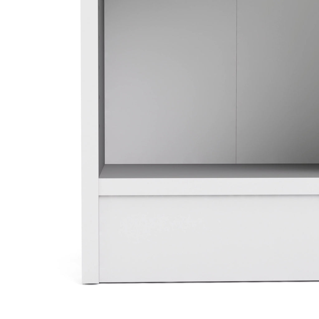 Tall Narrow 5 Shelf Bookcase E946042
