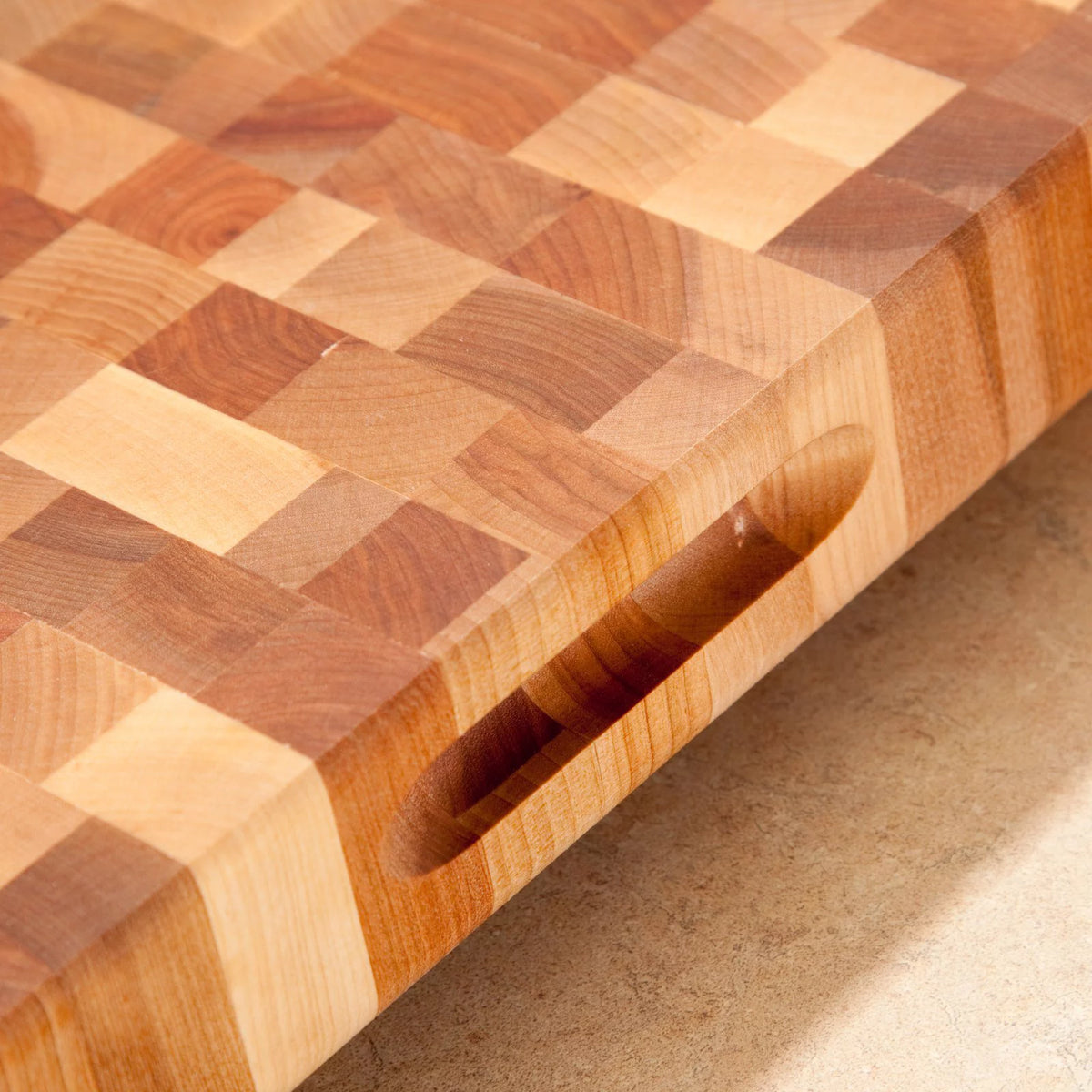 Birch End Grain Cutting Board with Feet M45411