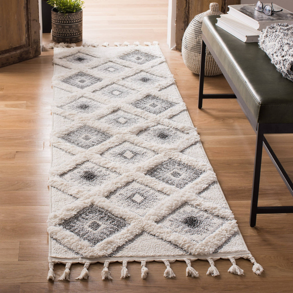 Polypropylene Gray Rug B6801