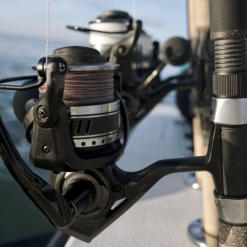 Okuma Cedros 8000 5.4:1 Left/Right Hand Fishing Spinning Reel K51203