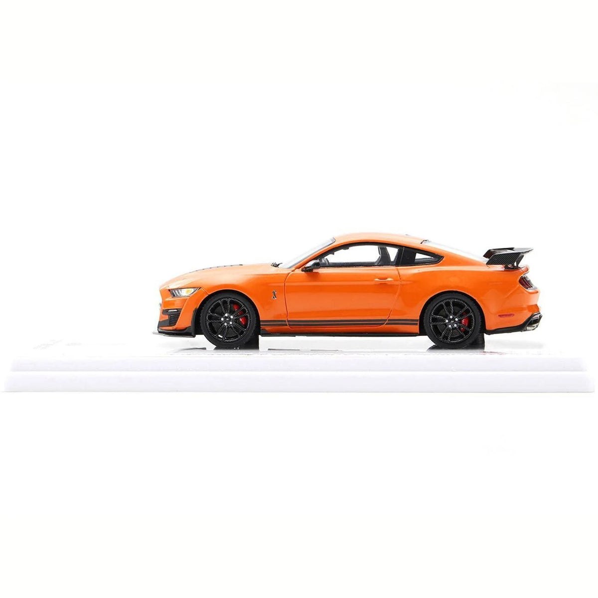 Black 1/43 Ford Mustang Shelby GT500 Z8033