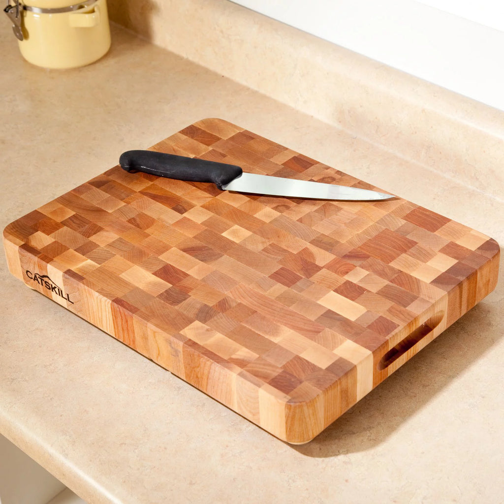 Birch End Grain Cutting Board with Feet M45411