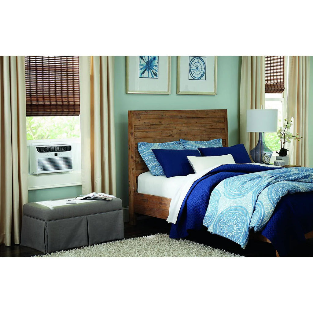 8,000 BTU Window Air Conditioner with Remote R825831
