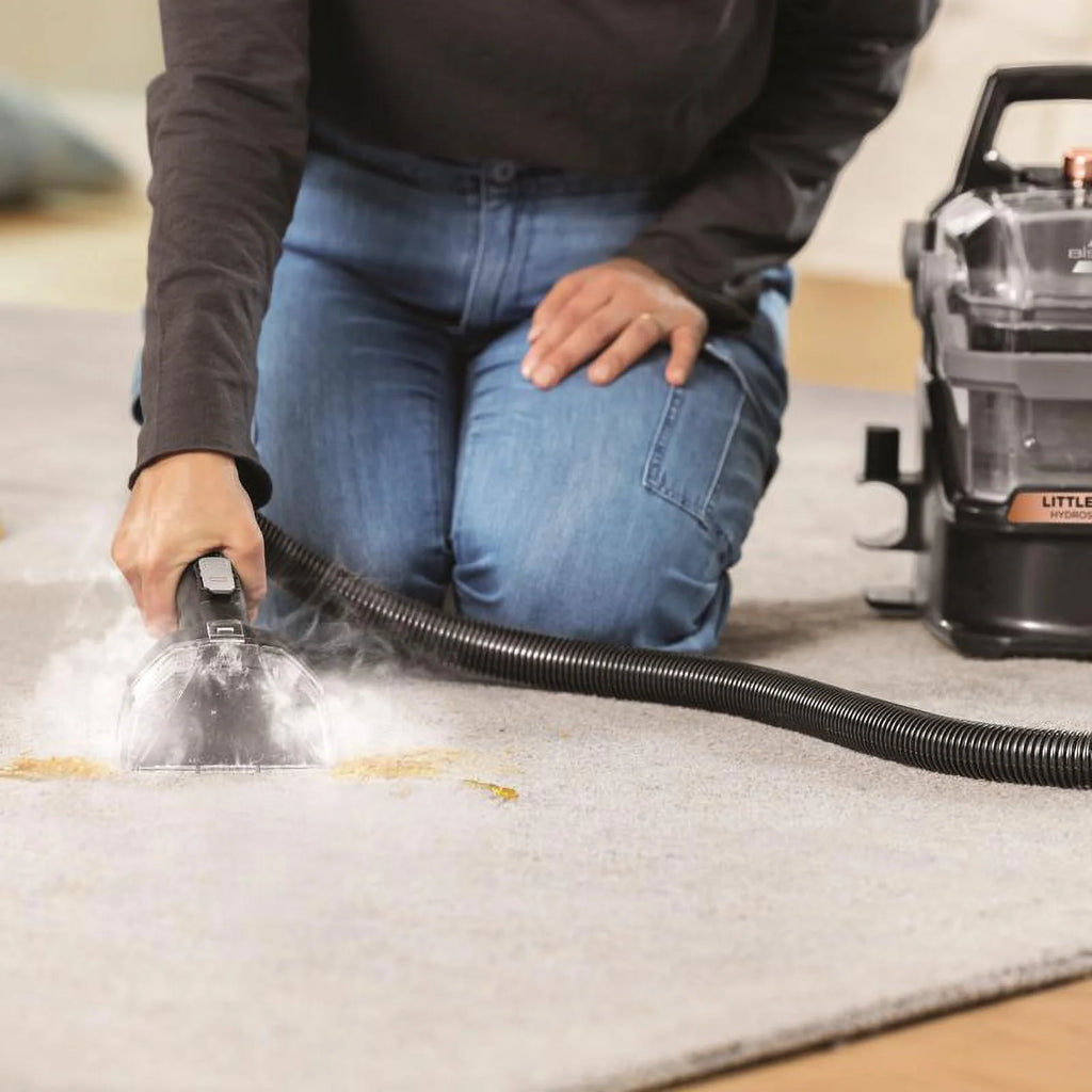 Bagless Carpet Cleaner 9 amps Standard Black V46557
