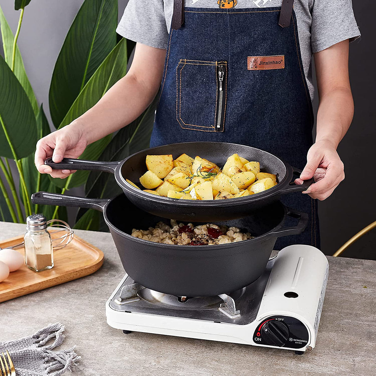 Pre-Seasoned 2-In-1 Cast Iron Skillet N308270