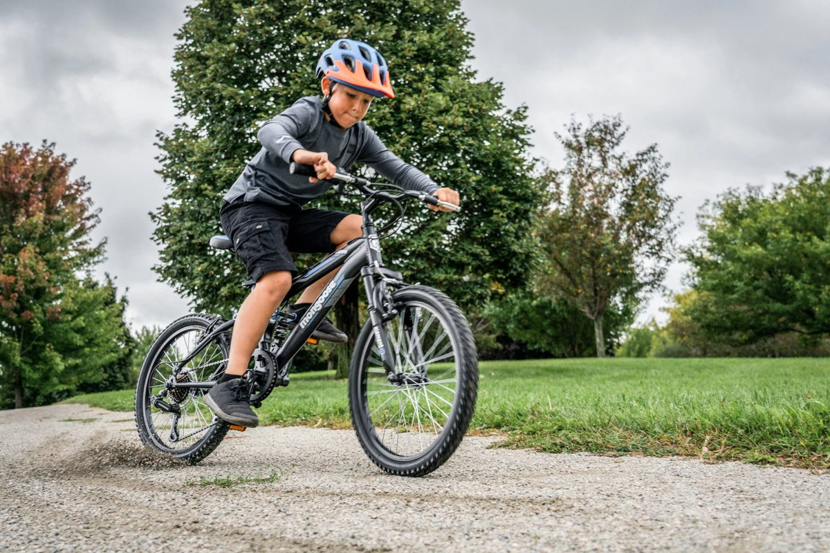 20-inch 7 Speed Black Mountain Bike O438296
