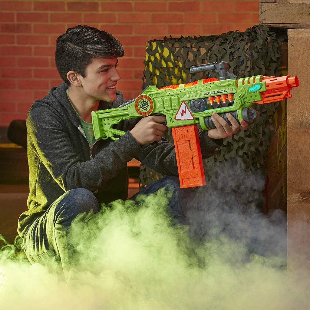 Motorized Toy Blaster with 18 Official Darts B98475